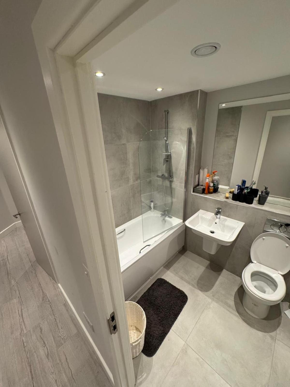 Regent Plaza Apartment Manchester Luaran gambar