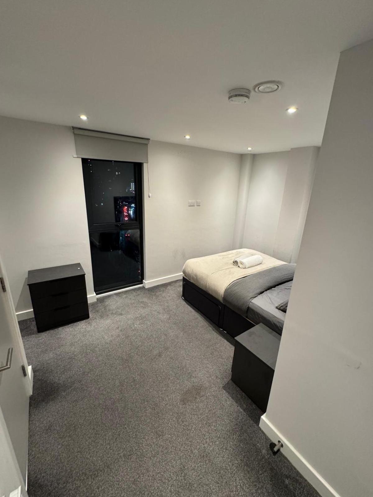 Regent Plaza Apartment Manchester Luaran gambar